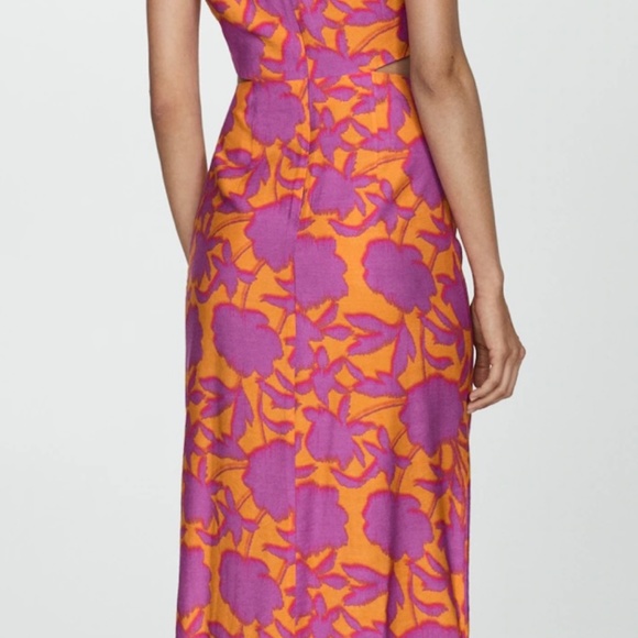 Printed dress with openings - Picture 3 of 3